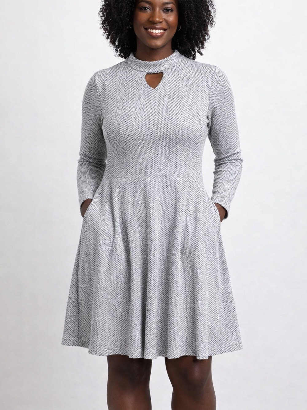 Iz Byer Heather Gray Long Sleeve Fit-and-Flare Dress with Keyhole, pockets. (XL